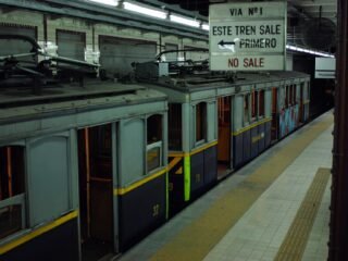 Paro sorpresivo en el subte: seis líneas sin servicio tras la detención de delegados